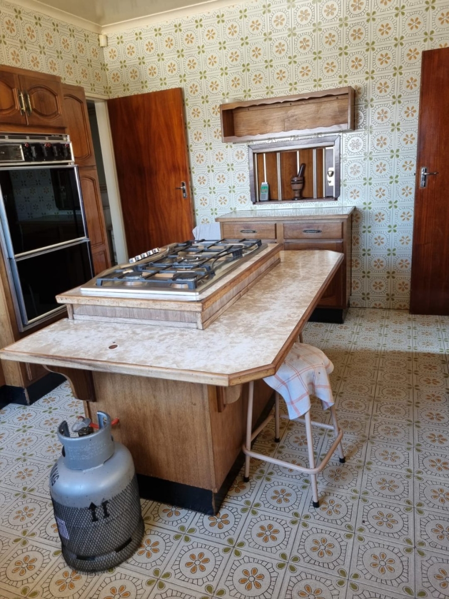 4 Bedroom Property for Sale in Laudium Gauteng