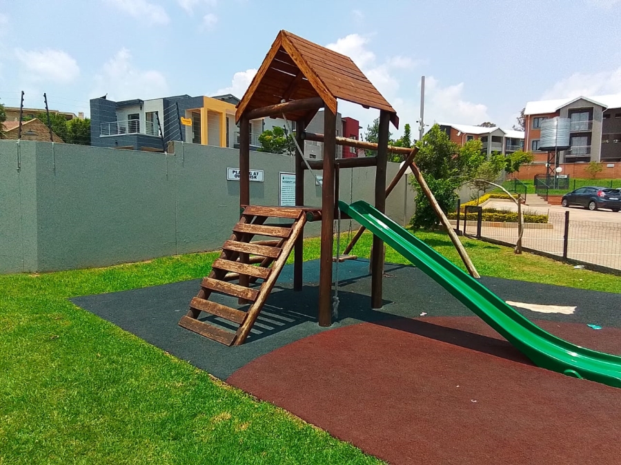 2 Bedroom Property for Sale in Roodepark Eco Estate Gauteng