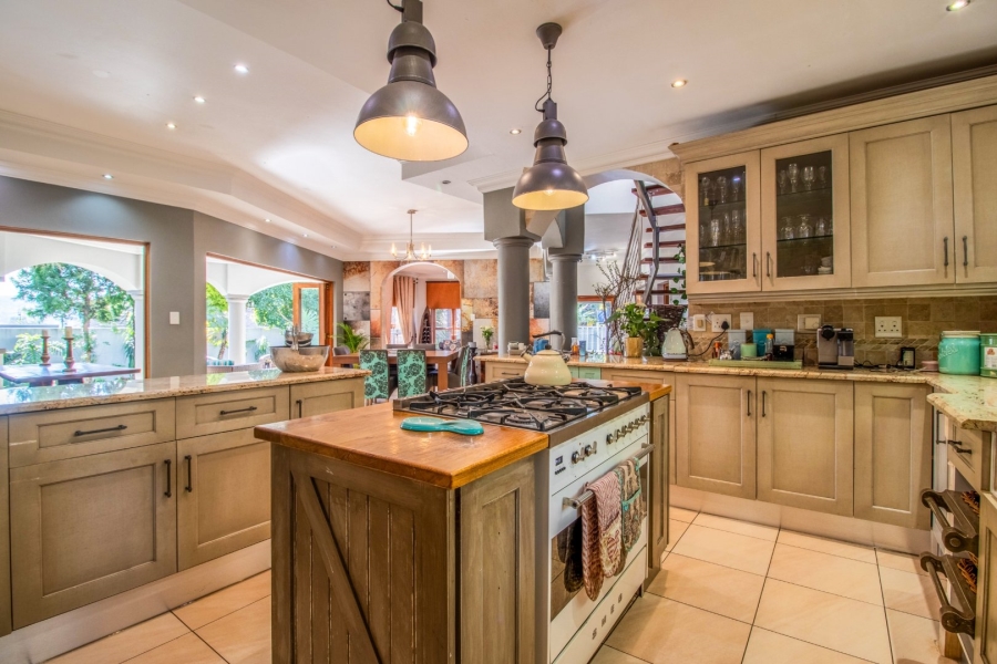 5 Bedroom Property for Sale in Kensington Gauteng
