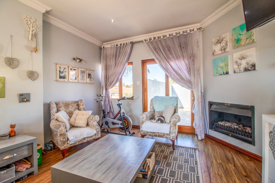 5 Bedroom Property for Sale in Kensington Gauteng