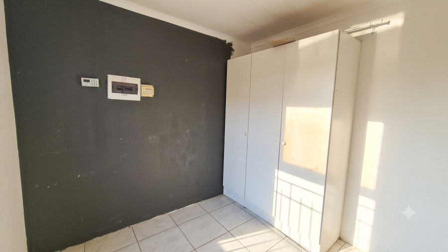 To Let 2 Bedroom Property for Rent in Windmill Park Gauteng