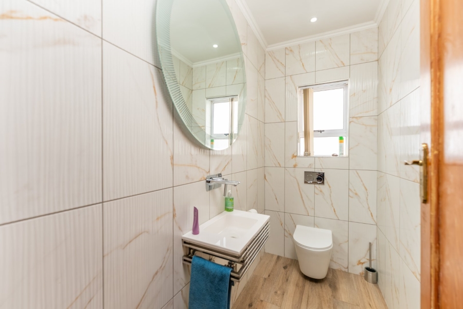 3 Bedroom Property for Sale in Thornhill Estate Gauteng