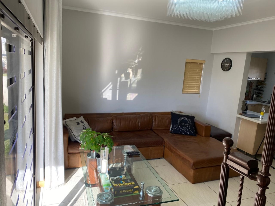 To Let 3 Bedroom Property for Rent in Noordwyk Gauteng