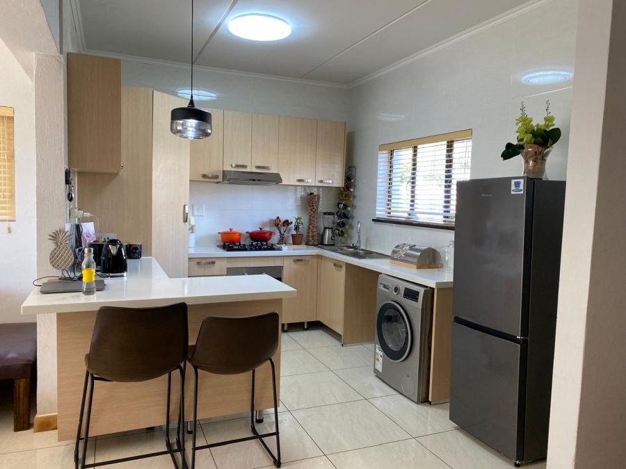 To Let 3 Bedroom Property for Rent in Noordwyk Gauteng