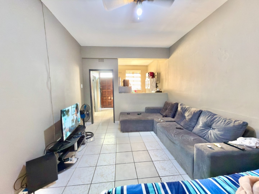 To Let 2 Bedroom Property for Rent in Forest Hill Gauteng