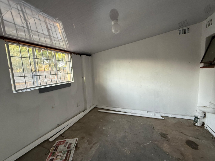 To Let 3 Bedroom Property for Rent in General Albertspark Gauteng