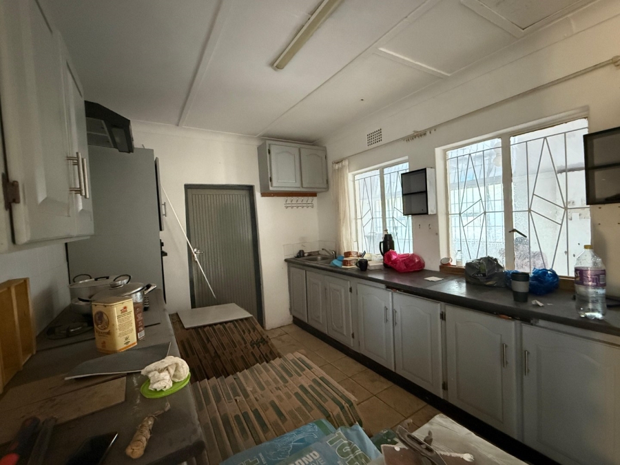To Let 3 Bedroom Property for Rent in General Albertspark Gauteng