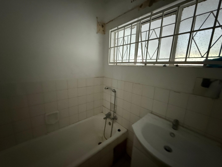 To Let 3 Bedroom Property for Rent in General Albertspark Gauteng
