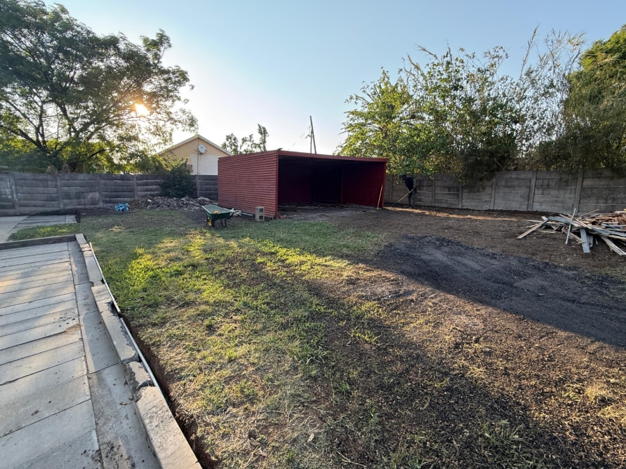 To Let 3 Bedroom Property for Rent in General Albertspark Gauteng