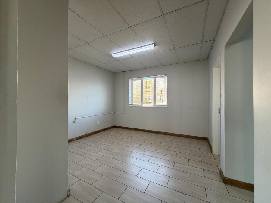 To Let Commercial Property for Rent in Illiondale Gauteng