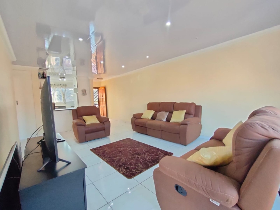 3 Bedroom Property for Sale in Risana Gauteng