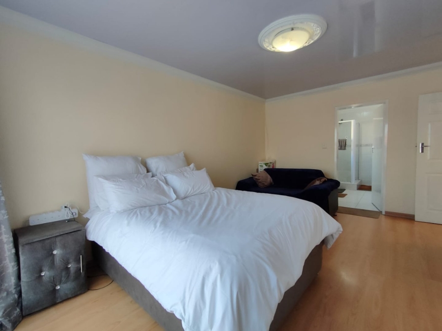 3 Bedroom Property for Sale in Risana Gauteng