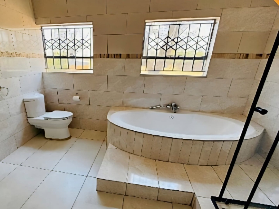 Commercial Property for Sale in Dinokeng Game Reserve Gauteng
