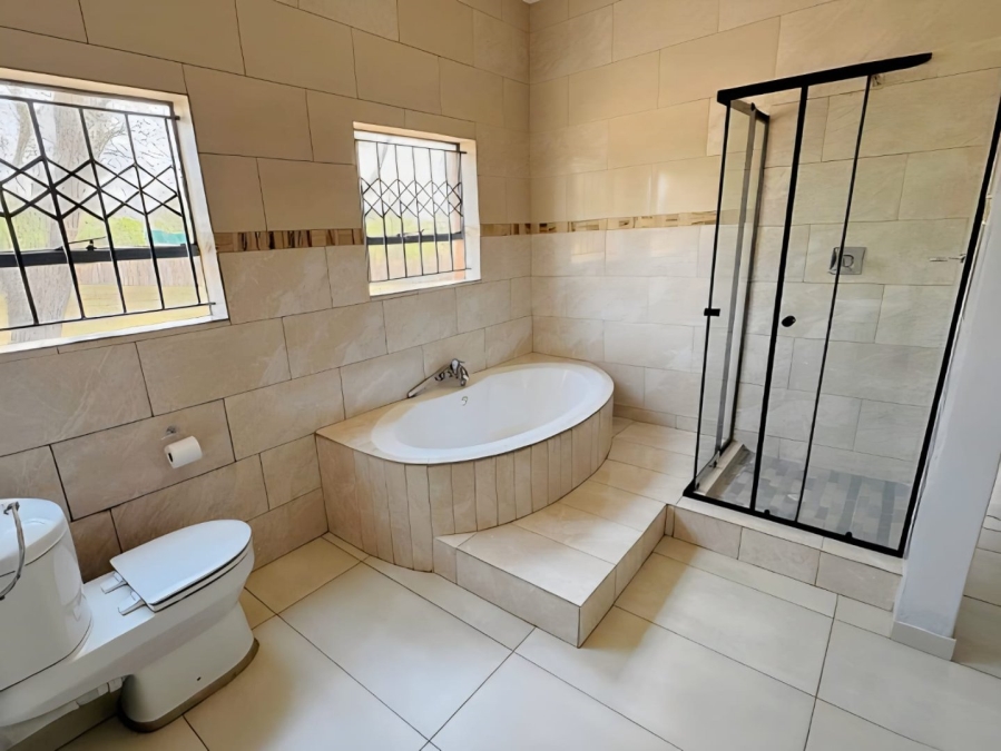 Commercial Property for Sale in Dinokeng Game Reserve Gauteng