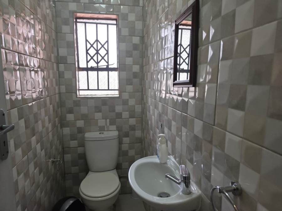 Commercial Property for Sale in Dinokeng Game Reserve Gauteng