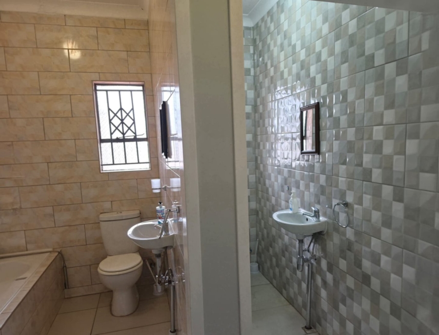 Commercial Property for Sale in Dinokeng Game Reserve Gauteng