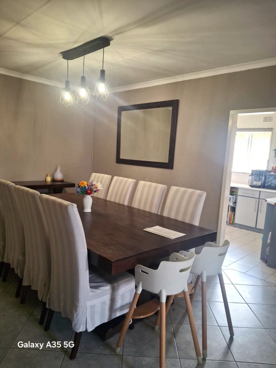 3 Bedroom Property for Sale in Farrarmere Gauteng