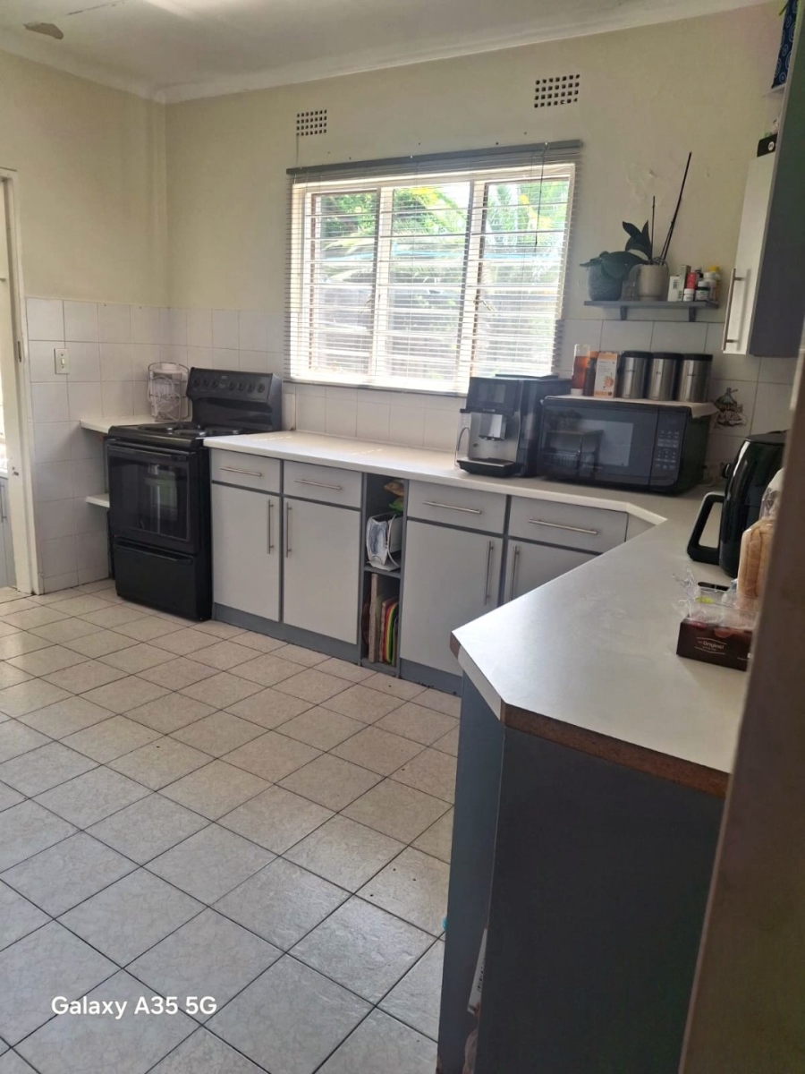 3 Bedroom Property for Sale in Farrarmere Gauteng
