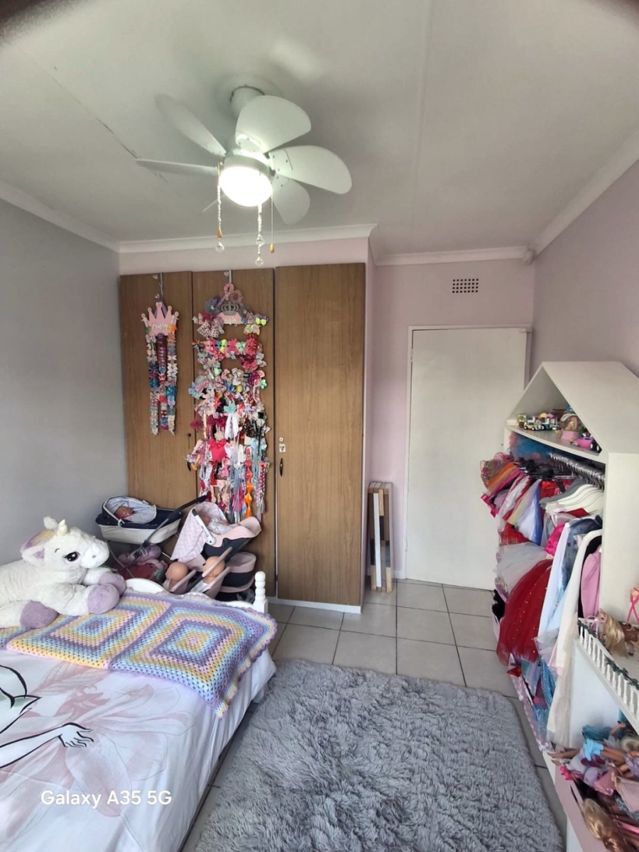 3 Bedroom Property for Sale in Farrarmere Gauteng