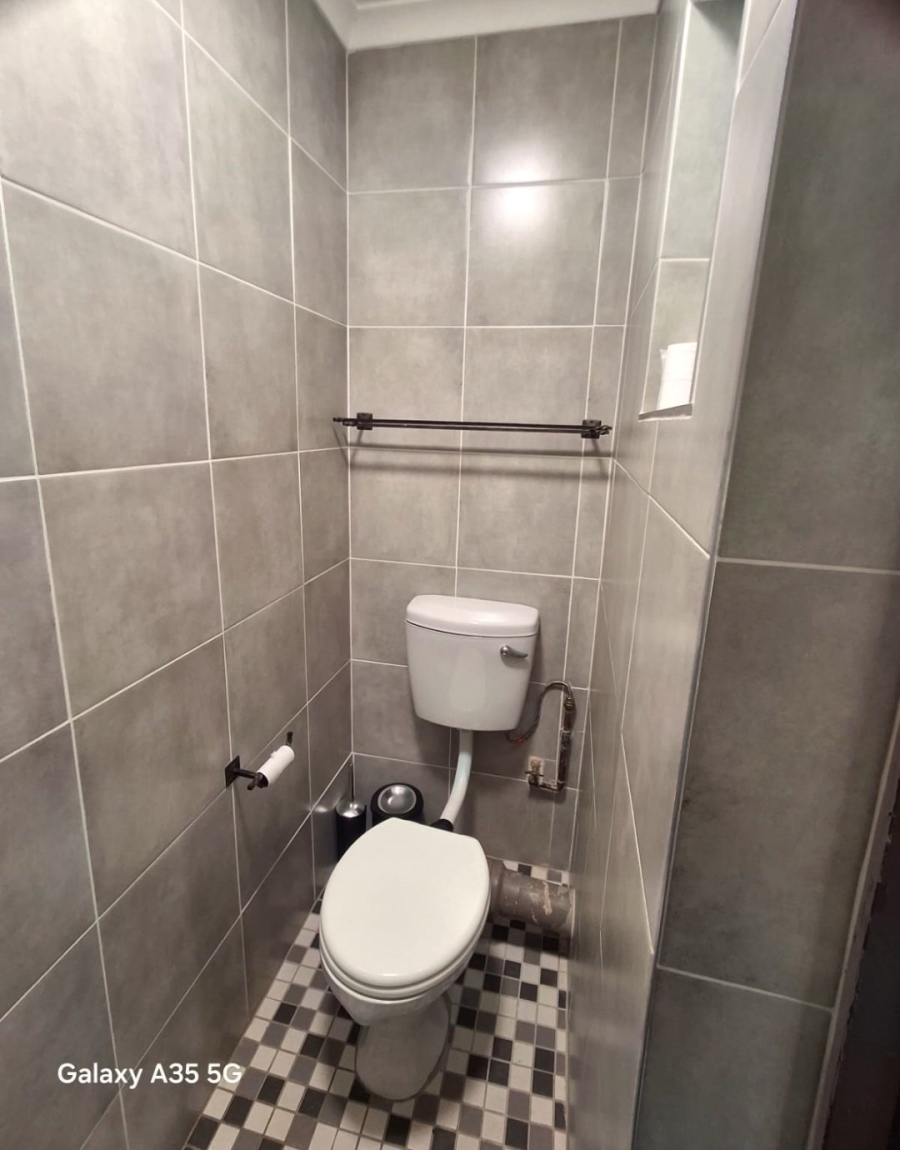 3 Bedroom Property for Sale in Farrarmere Gauteng