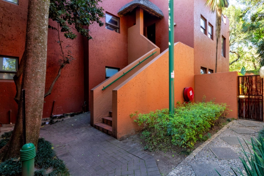 To Let 2 Bedroom Property for Rent in Sunninghill Gauteng