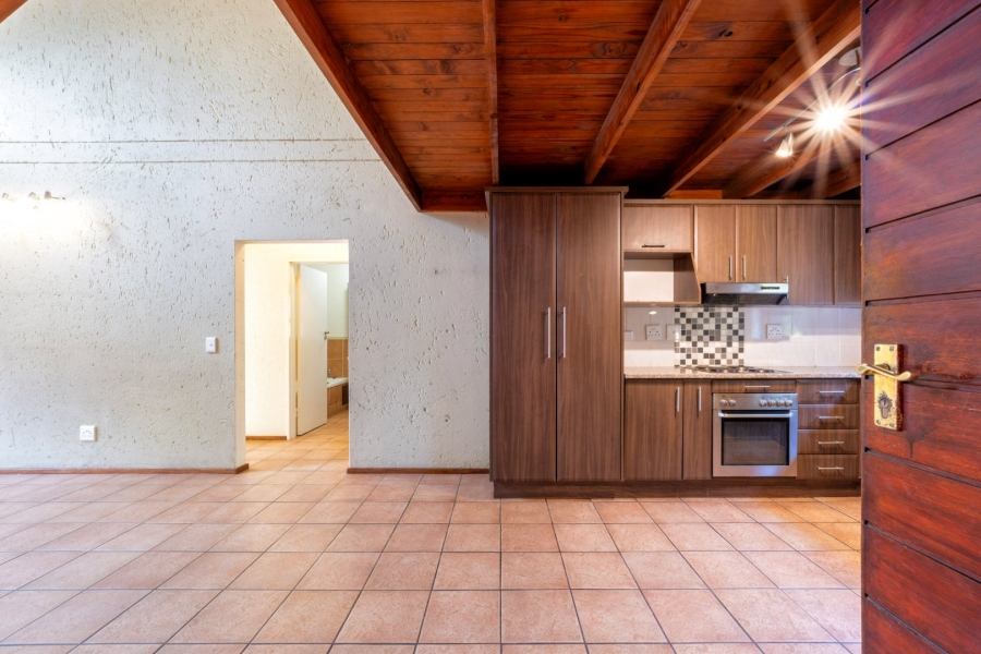 To Let 2 Bedroom Property for Rent in Sunninghill Gauteng