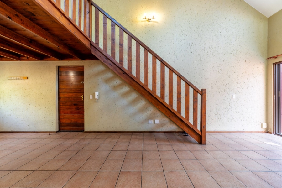 To Let 2 Bedroom Property for Rent in Sunninghill Gauteng
