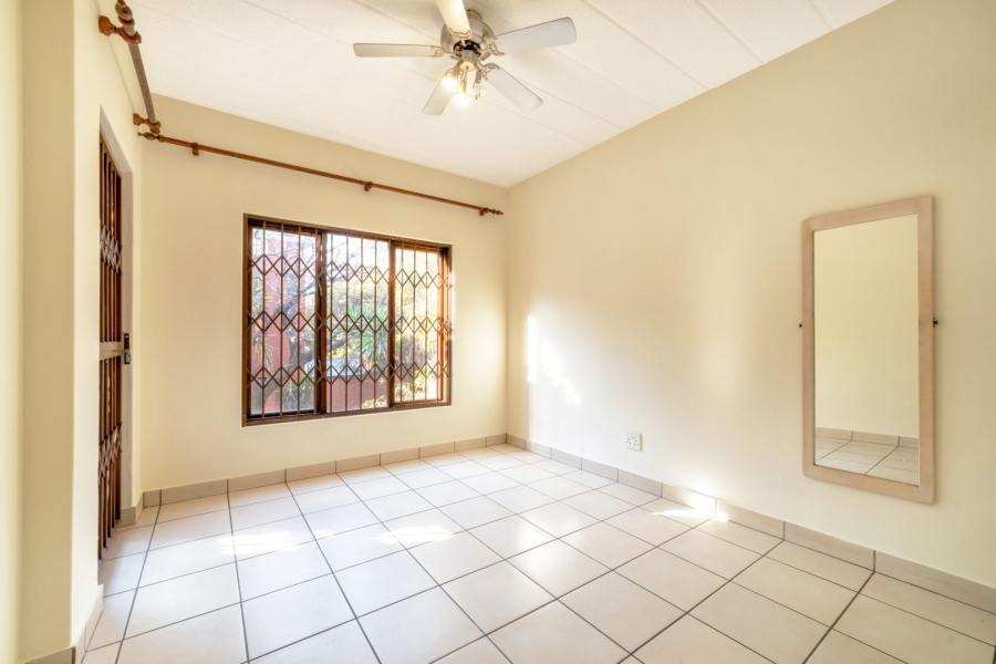 To Let 2 Bedroom Property for Rent in Sunninghill Gauteng