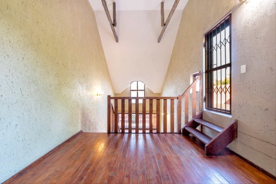 To Let 2 Bedroom Property for Rent in Sunninghill Gauteng