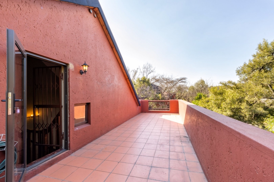 To Let 2 Bedroom Property for Rent in Sunninghill Gauteng