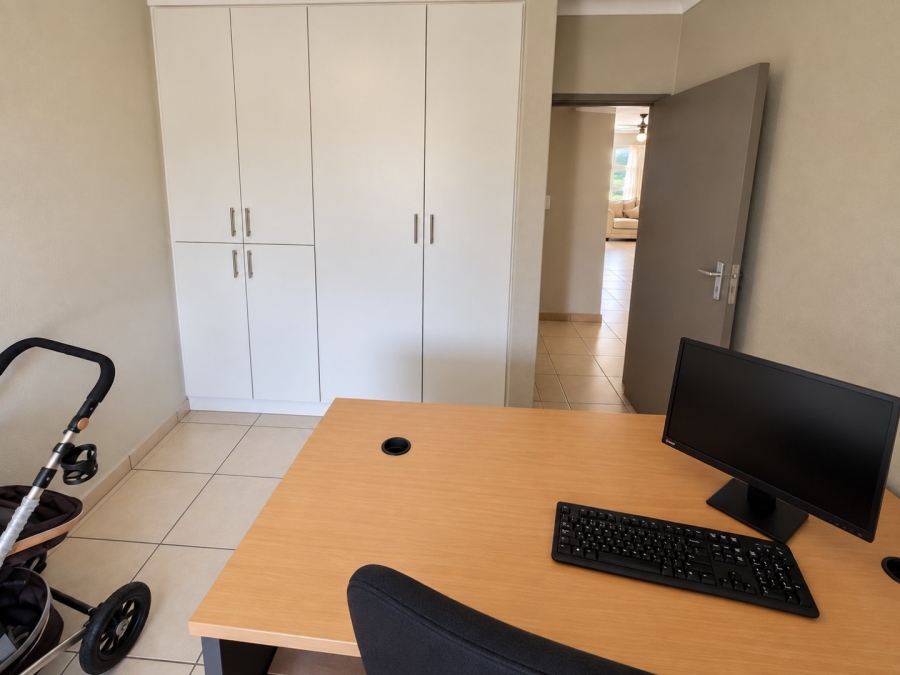 To Let 2 Bedroom Property for Rent in Pretoria North Gauteng