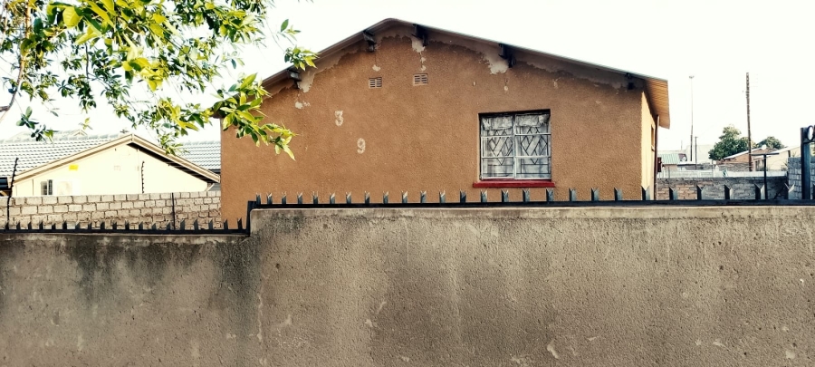  Bedroom Property for Sale in Soshanguve G Gauteng