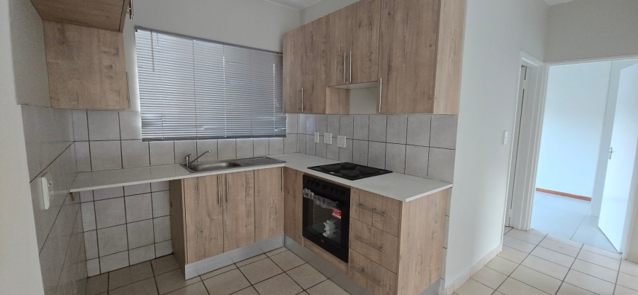 To Let 2 Bedroom Property for Rent in Meredale Gauteng