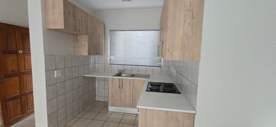 To Let 2 Bedroom Property for Rent in Meredale Gauteng