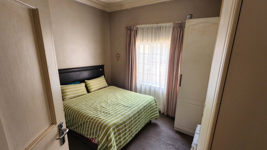3 Bedroom Property for Sale in Maraisburg Gauteng