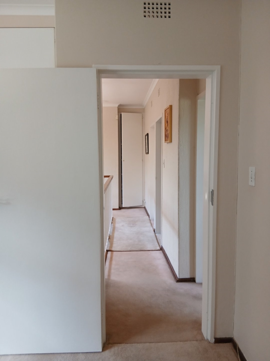 To Let 3 Bedroom Property for Rent in Illovo Gauteng