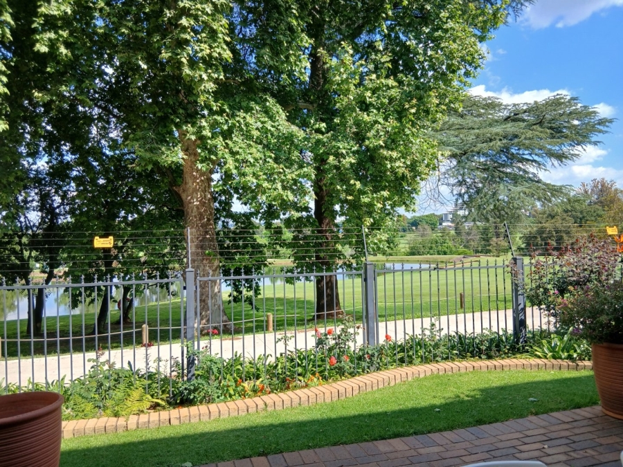 To Let 3 Bedroom Property for Rent in Illovo Gauteng