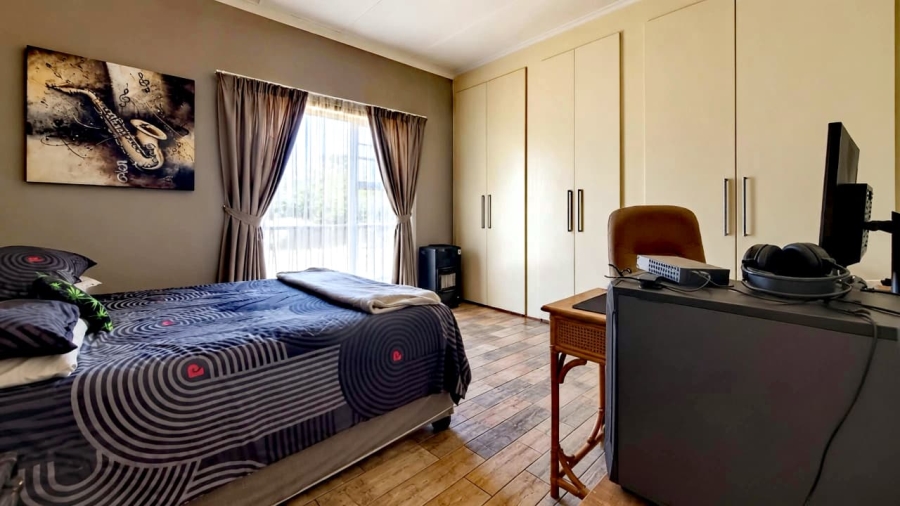 3 Bedroom Property for Sale in Three Rivers East Gauteng