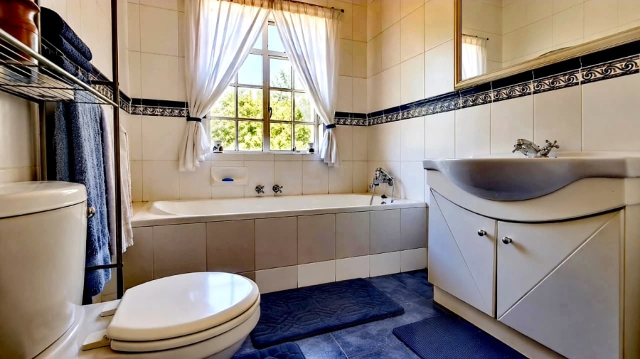 3 Bedroom Property for Sale in Three Rivers East Gauteng