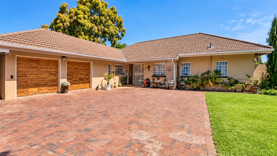 3 Bedroom Property for Sale in Three Rivers East Gauteng