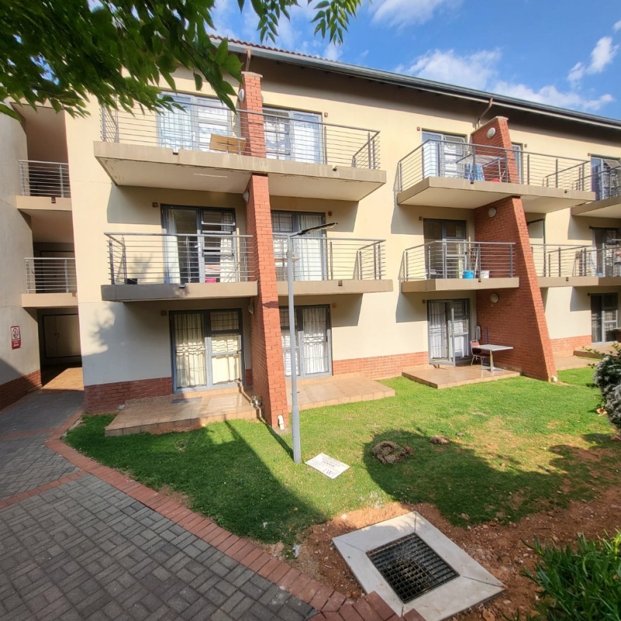 1 Bedroom Property for Sale in Willowbrook Gauteng