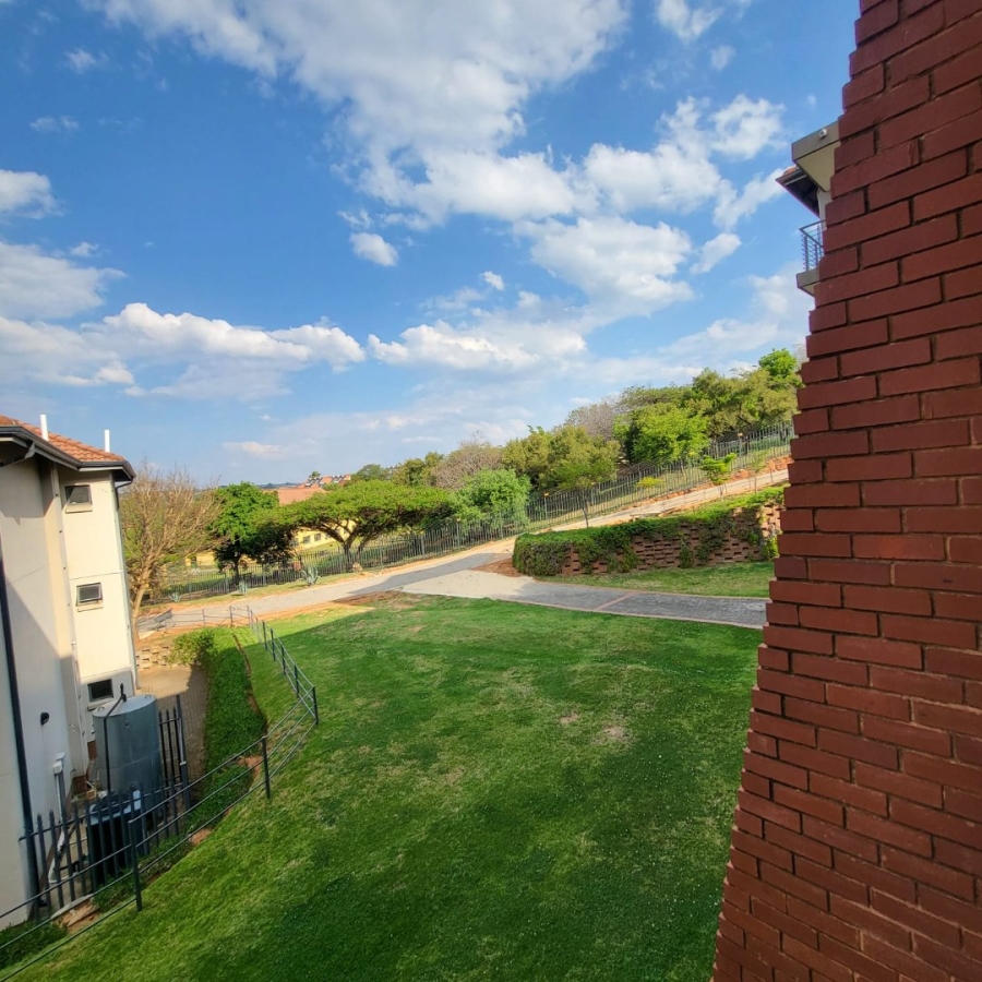 1 Bedroom Property for Sale in Willowbrook Gauteng