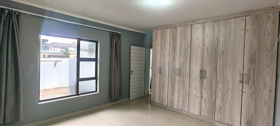 To Let 3 Bedroom Property for Rent in Risiville Gauteng