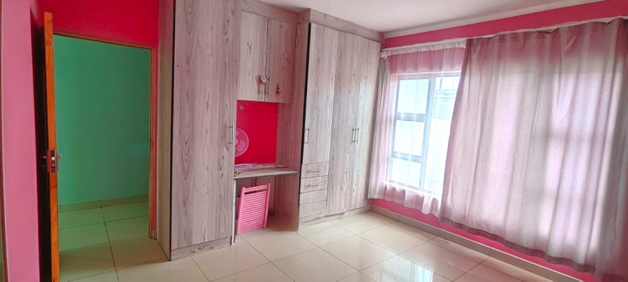 To Let 3 Bedroom Property for Rent in Risiville Gauteng
