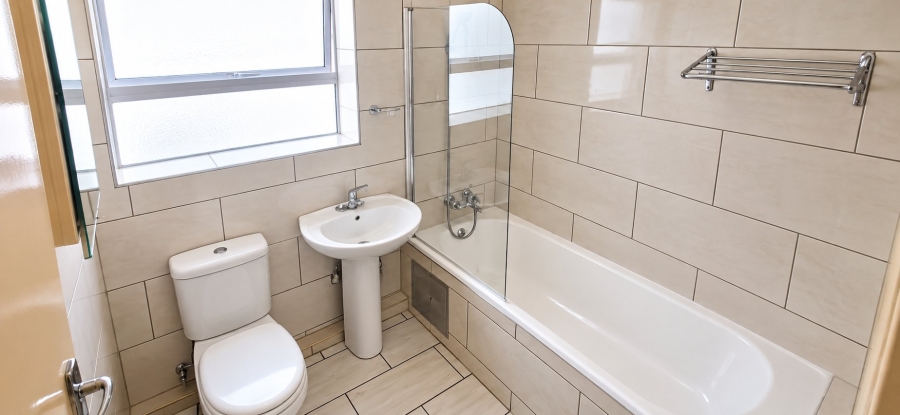2 Bedroom Property for Sale in Dayanglen Gauteng