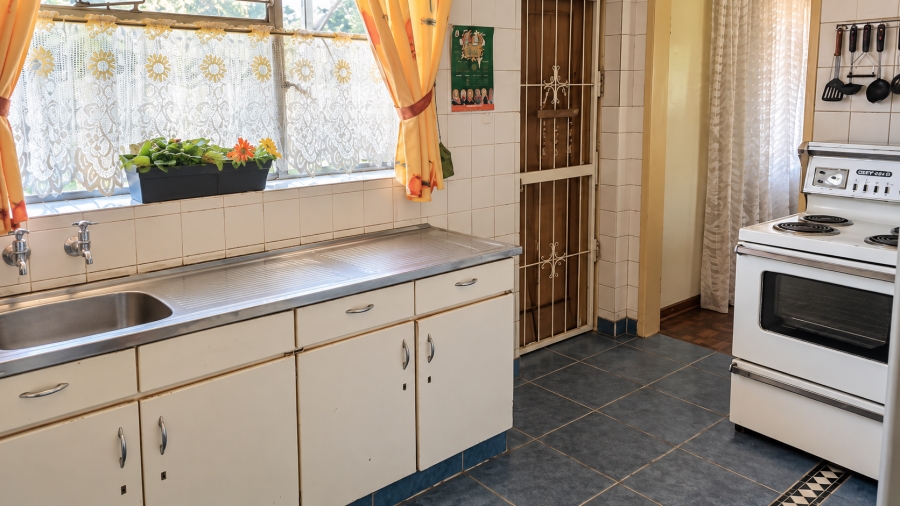 3 Bedroom Property for Sale in Sonland Park Gauteng