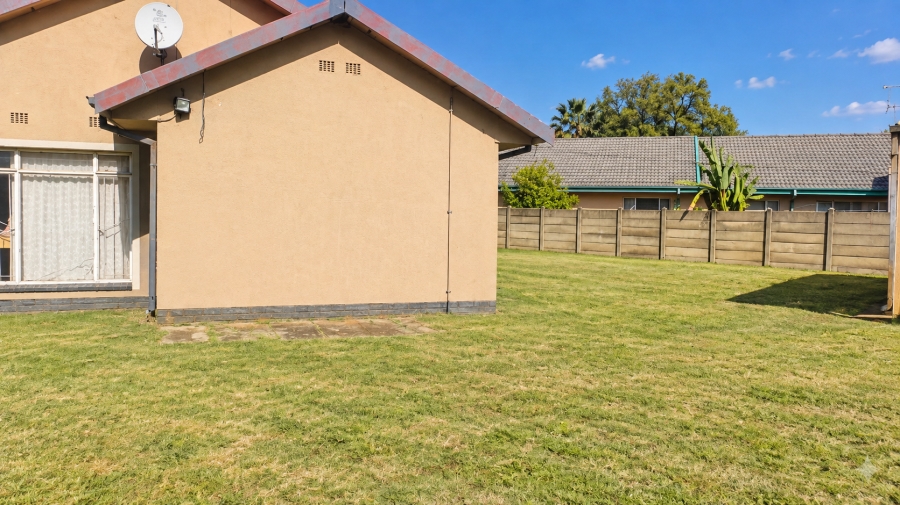 3 Bedroom Property for Sale in Sonland Park Gauteng