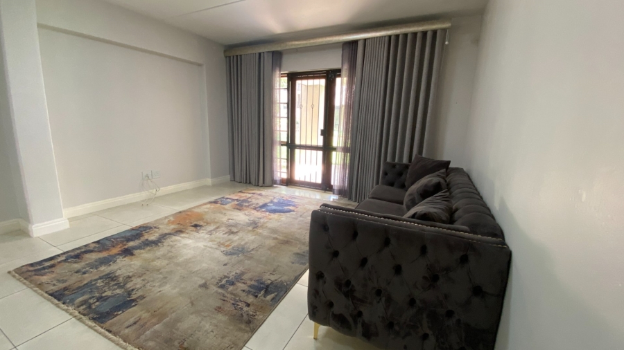 To Let 2 Bedroom Property for Rent in Fourways Gauteng