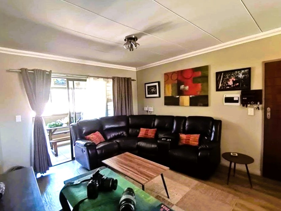 To Let 2 Bedroom Property for Rent in Cullinan Gauteng