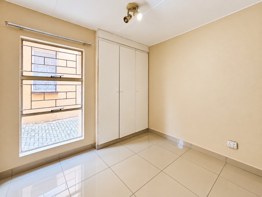 To Let 3 Bedroom Property for Rent in Vorna Valley Gauteng